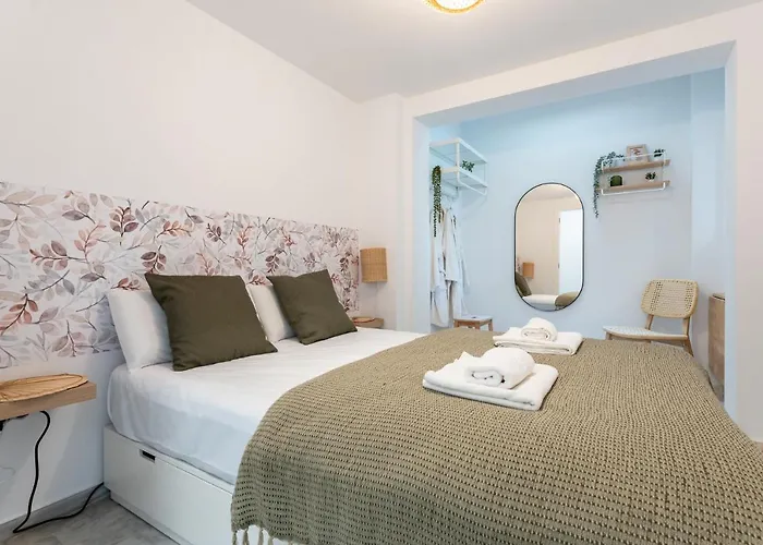 Casa Medellin Beachfront Oasis With Pool Benalmádena